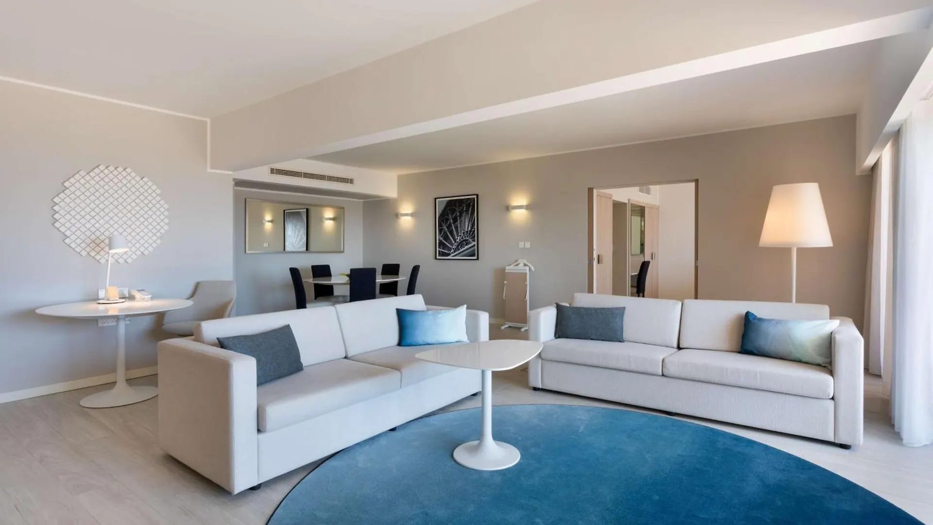 Hilton Malta Hotel Saint Julian's 5*,