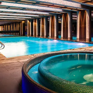 Gardens & Wellness 4*, Budapesta Ungaria