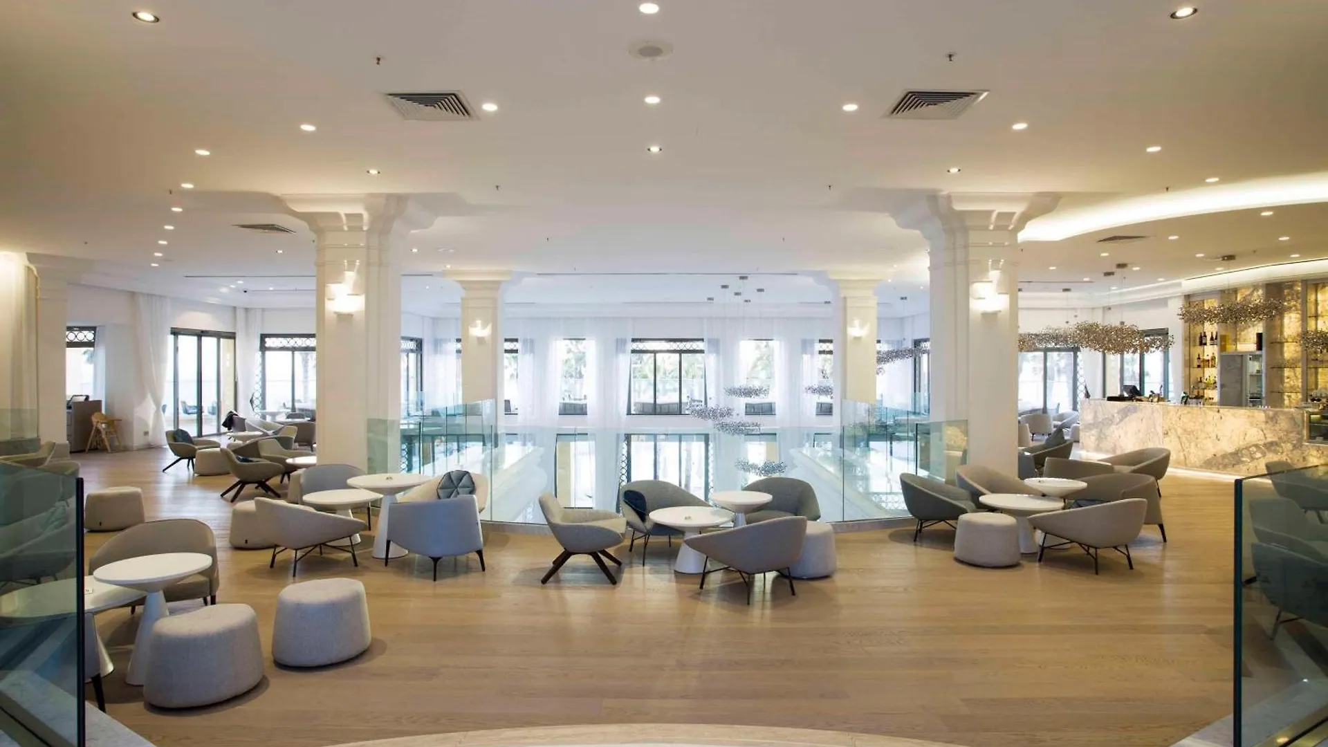 Hilton Malta Hotel Saint Julian's 5*,